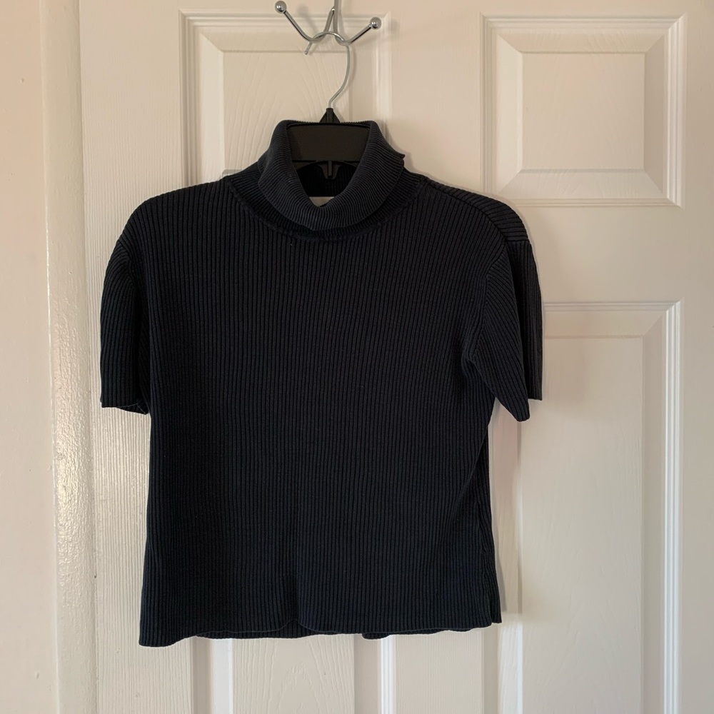 Pure silk mock neck short sleeved shirt